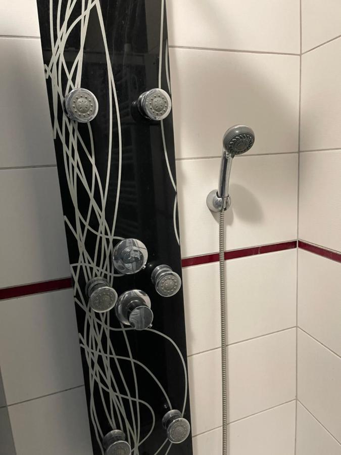 Gdynia Apartament 42 M Z Miejscem W Garazu Z Winda Blisko Centrum I Morza Bagian luar foto