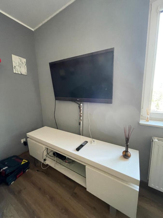 Gdynia Apartament 42 M Z Miejscem W Garazu Z Winda Blisko Centrum I Morza Bagian luar foto