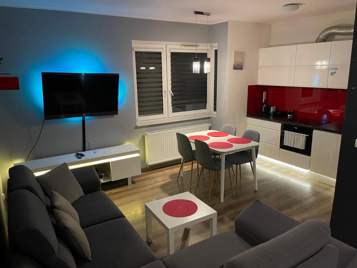 Gdynia Apartament 42 M Z Miejscem W Garazu Z Winda Blisko Centrum I Morza Bagian luar foto